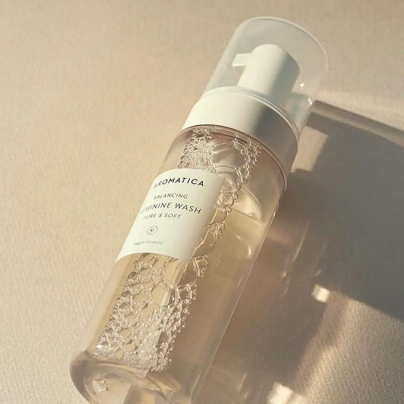 [Aromatica] Pure & Soft Feminine Wash (Chamomile & Tea Tree)